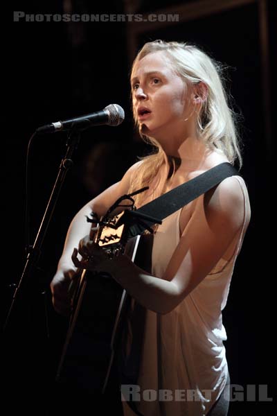 LAURA MARLING - 2013-09-22 - PARIS - Cafe de la Danse - Laura Beatrice Marling